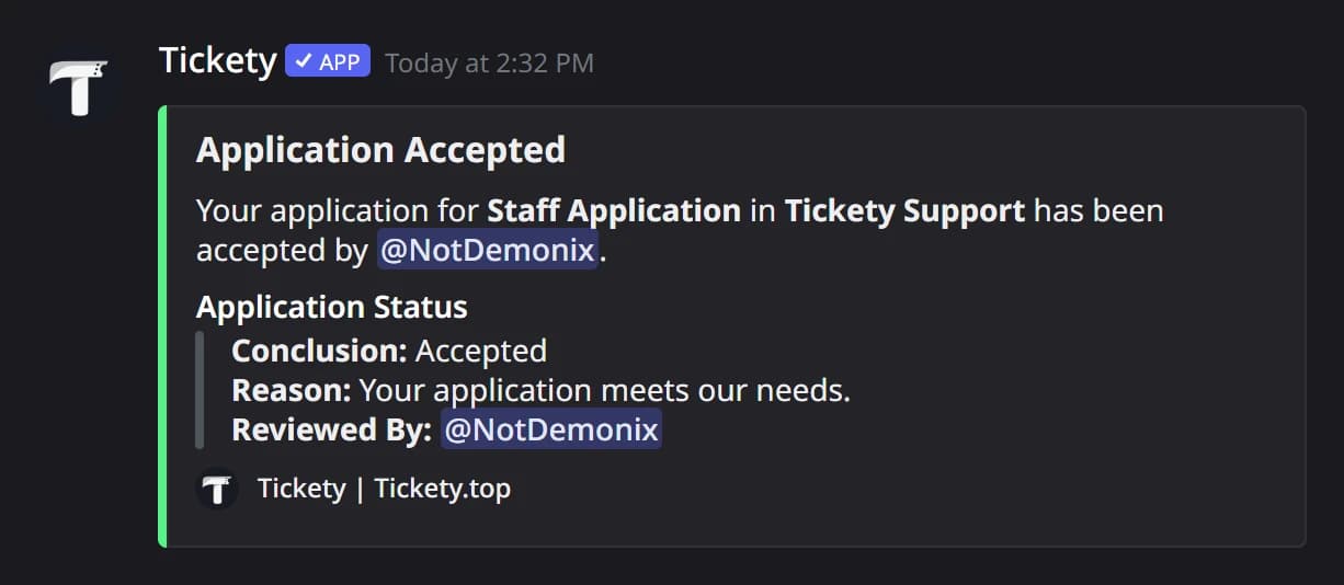 An Application Accepted DM with the default reason